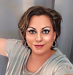 Meet your Posher, Lorena
